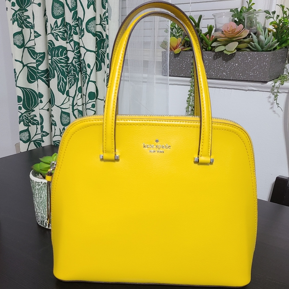 ♠️kate spade- medium dome satchel 🌼🌼